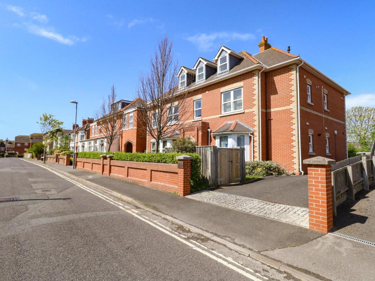 Marina Reach Villa Weymouth Exterior photo